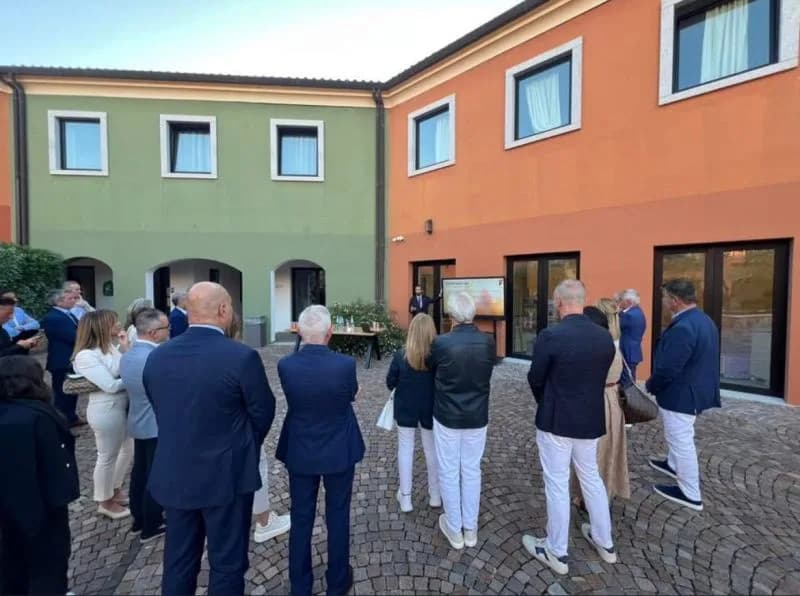Rotary Club Olbia Visits Sardinia International School (photo 4)